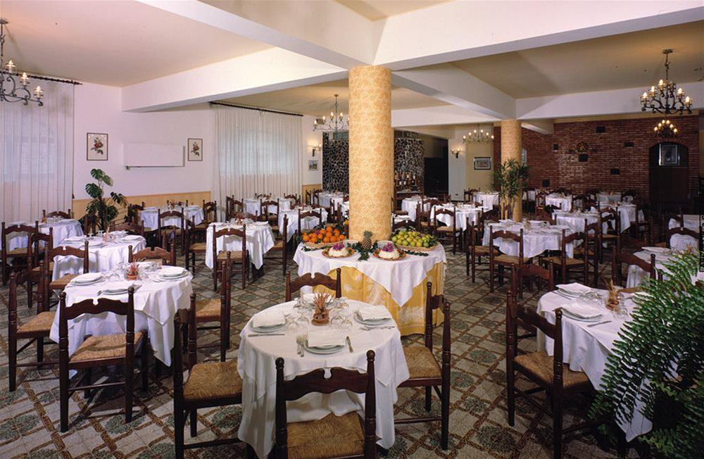 Hotel Delle Palme Летояни Екстериор снимка