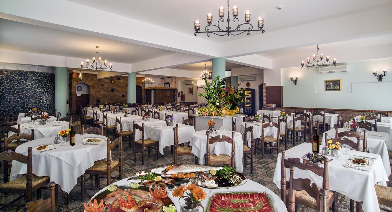 Hotel Delle Palme Летояни Екстериор снимка