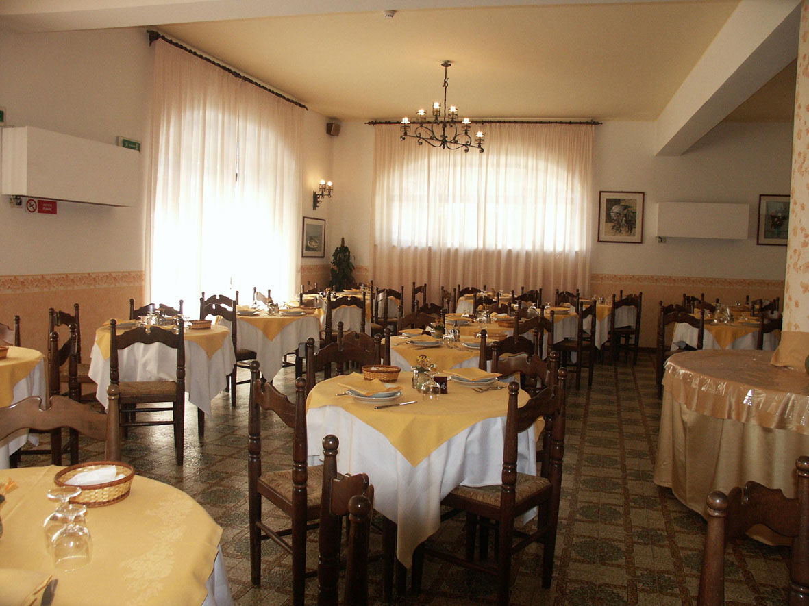 Hotel Delle Palme Летояни Екстериор снимка
