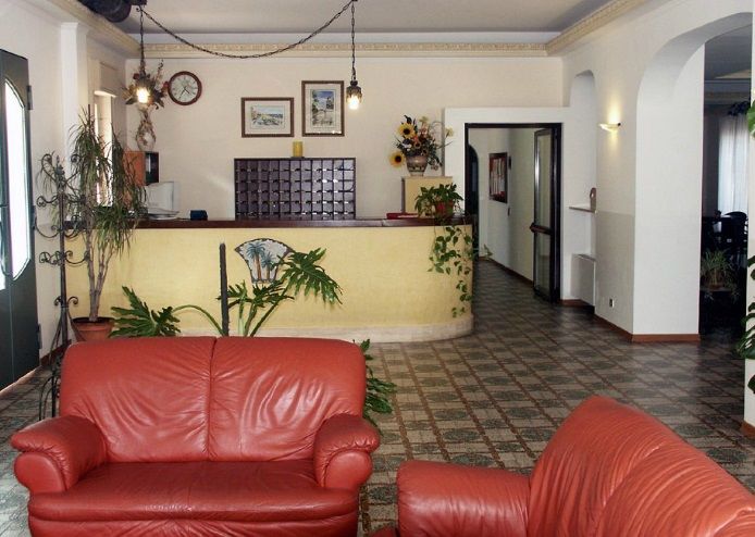 Hotel Delle Palme Летояни Екстериор снимка