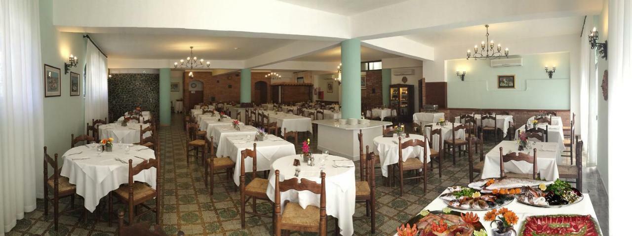 Hotel Delle Palme Летояни Екстериор снимка